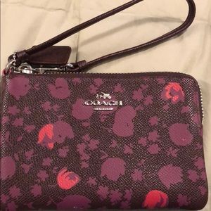 👛👜❤️💕Flash Sale Coach Floral Wristlet
